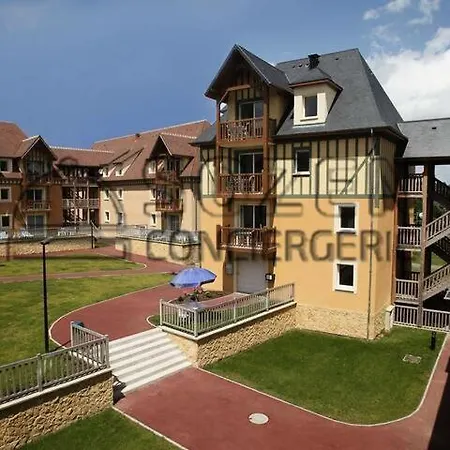 D34 La Ferme De Deauville 1 Ch 1er Etage Sozen