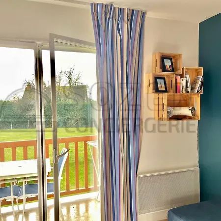 D34 La Ferme De Deauville 1 Ch 1er Etage Sozen C * Saint-Arnoult (Calvados)